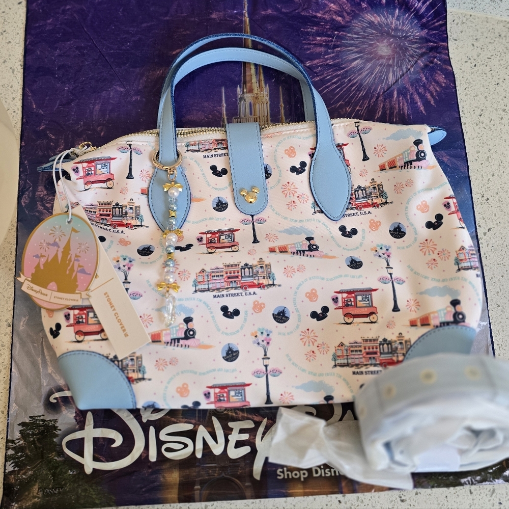 SOLD ♡ | Disney Pouchette Crossbody